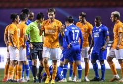 最新足坛爆料新闻视频,揭秘球星转会内幕与赛场风云