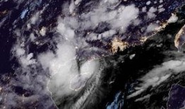 最新爆料台风视频播放