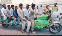 印度爆料摩托车视频播放,揭秘极限驾驶背后的激情与危险